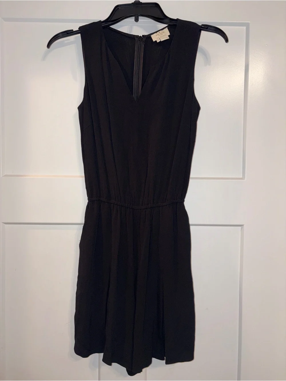 Kate Spade black fluid crepe romper shorts w/ pockets sleeveless XXS
